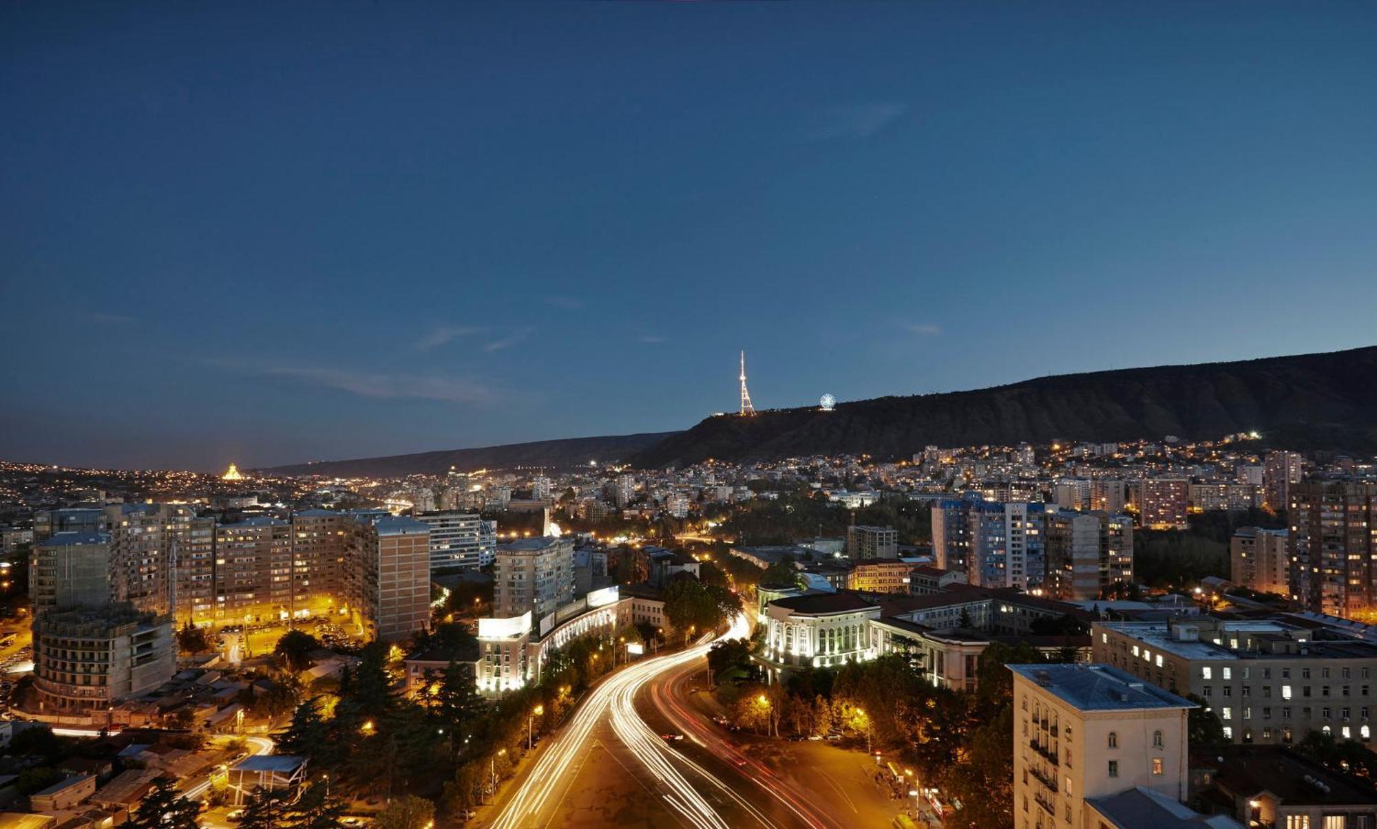 Holiday Inn - Tbilisi By Ihg Eksteriør bilde