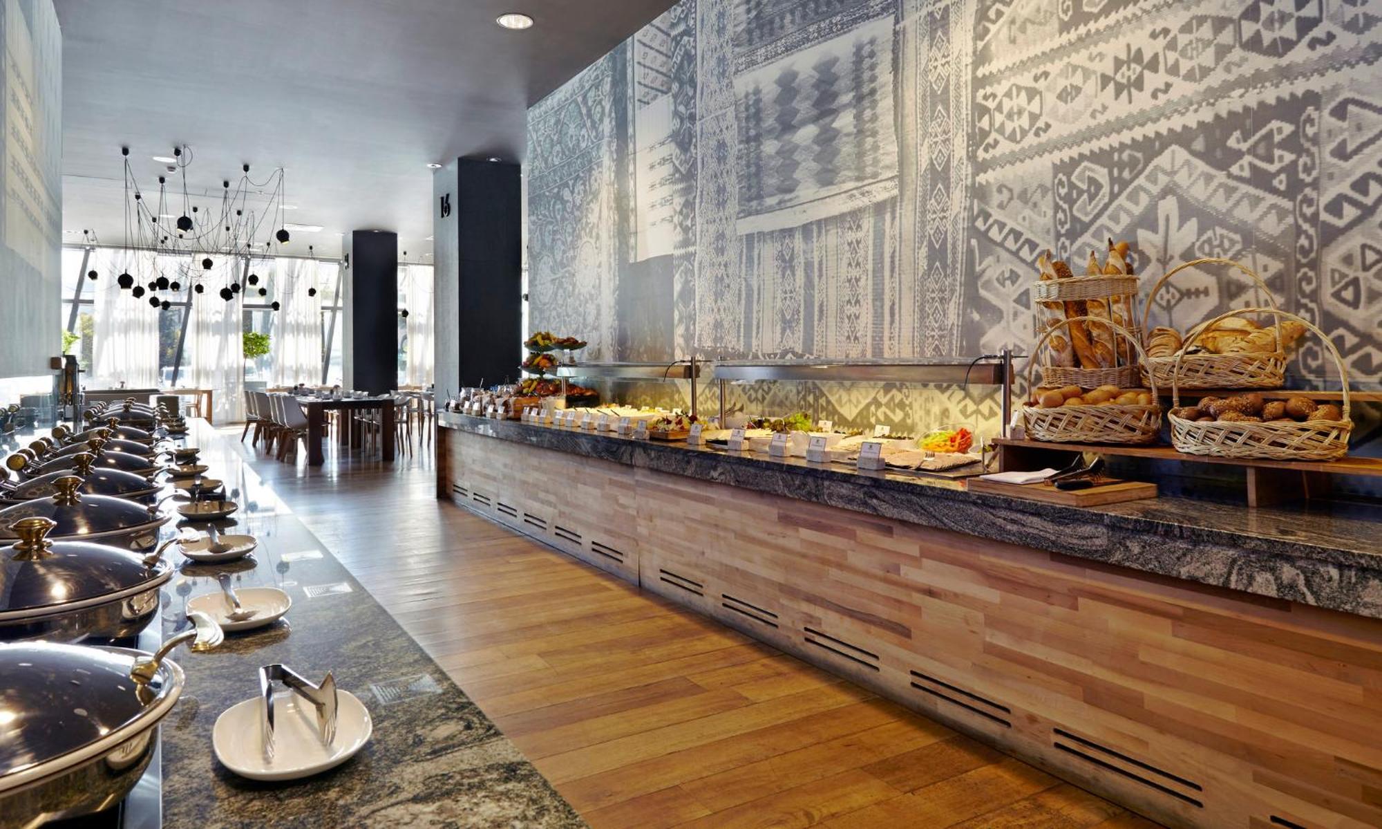 Holiday Inn - Tbilisi By Ihg Eksteriør bilde